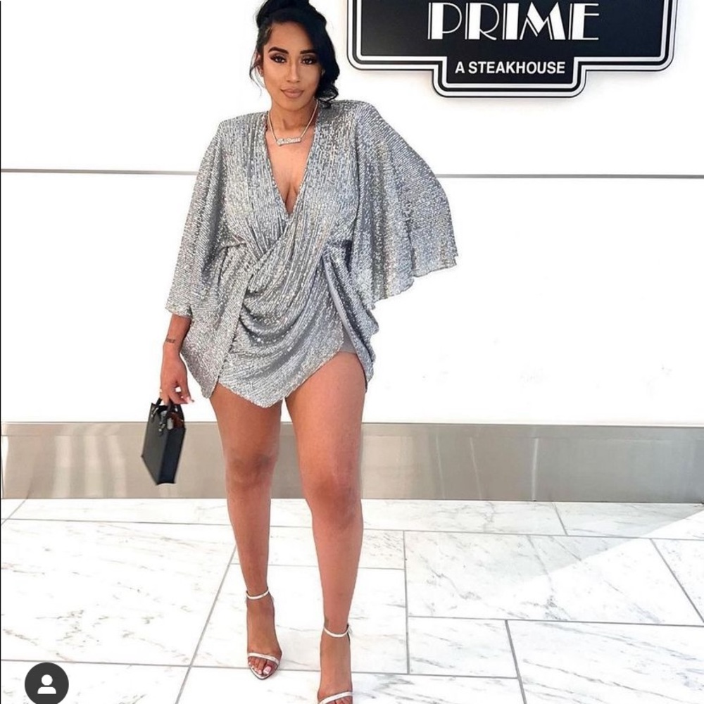 PERFECT FOR PROM ✨ Center of attention dress will make you pop!